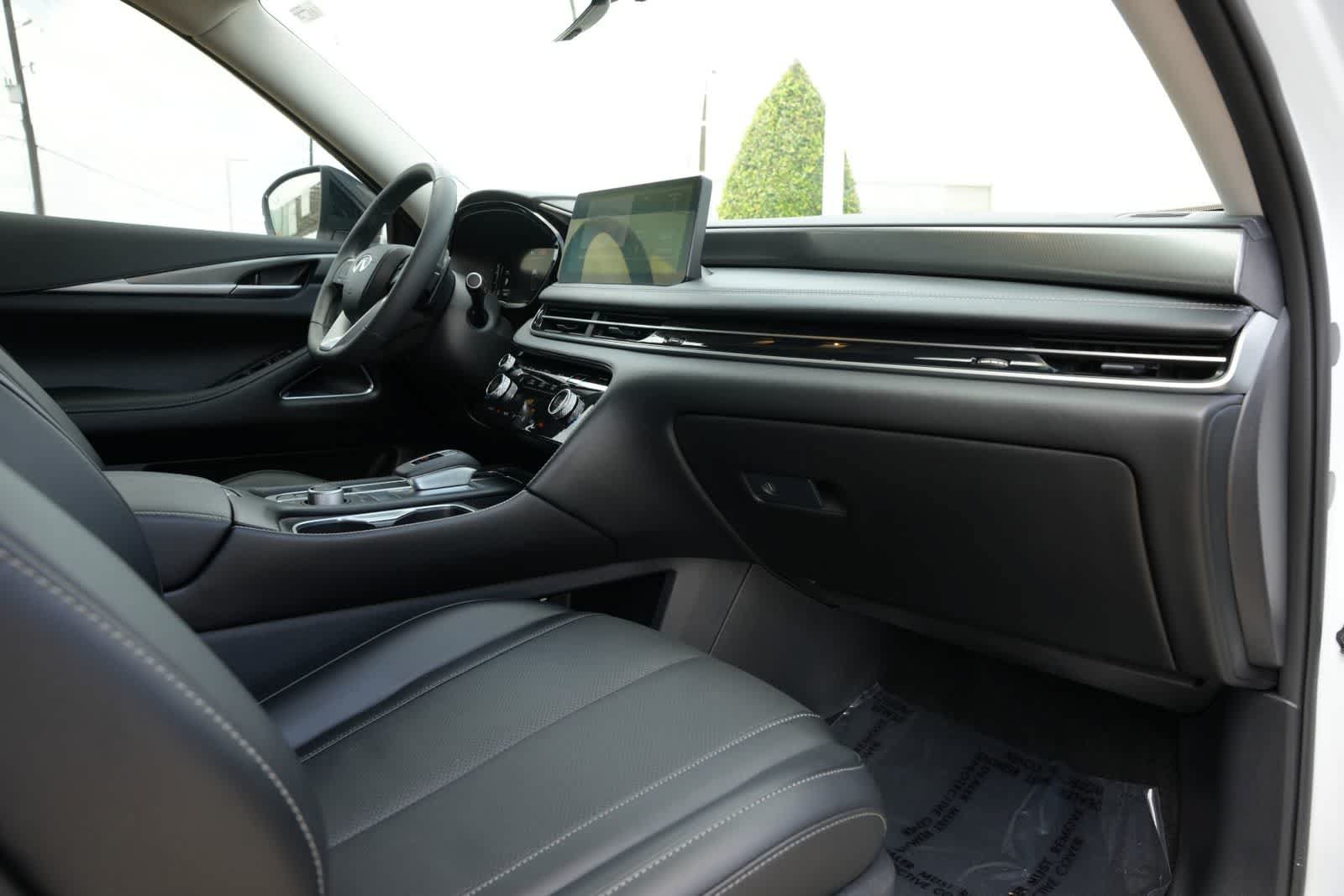 Used 2026 INFINITI QX60 Luxe w/ Cargo Package AWD/4WD image 21
