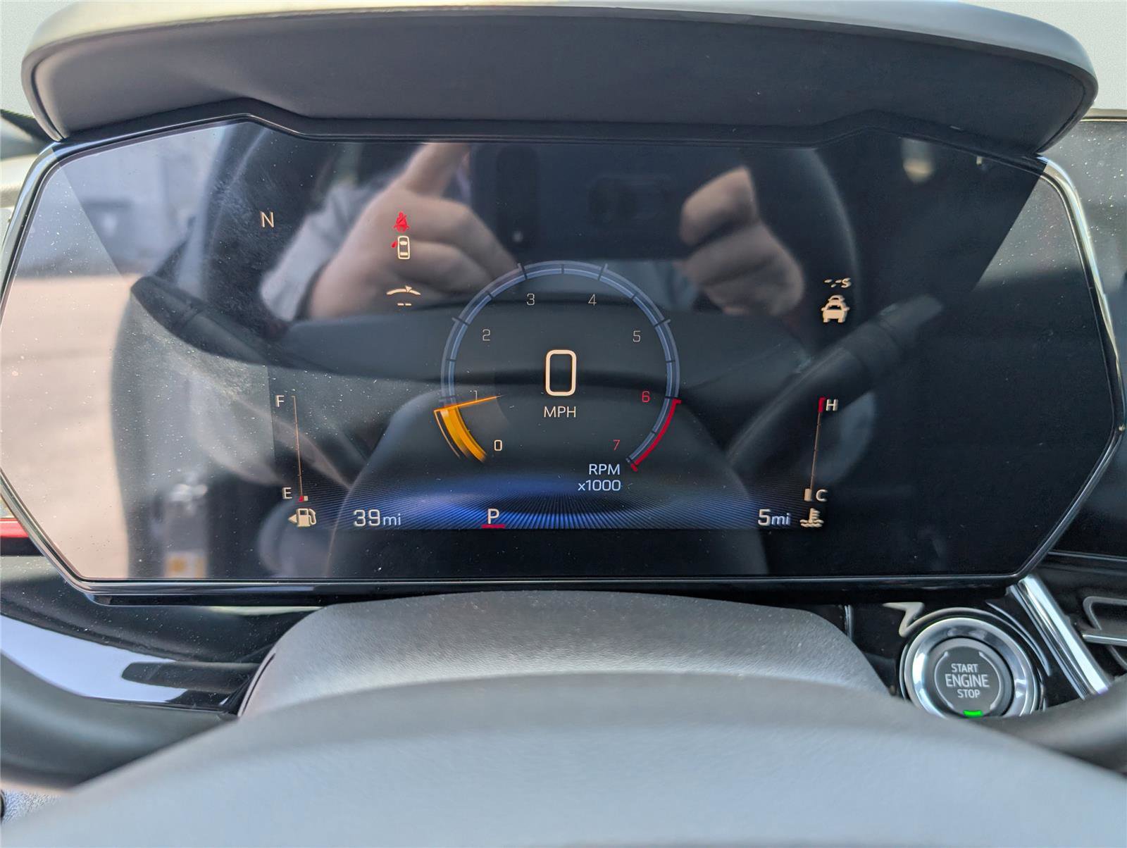 New 2026 Chevrolet Trax RS w/ Sunroof Package image 30