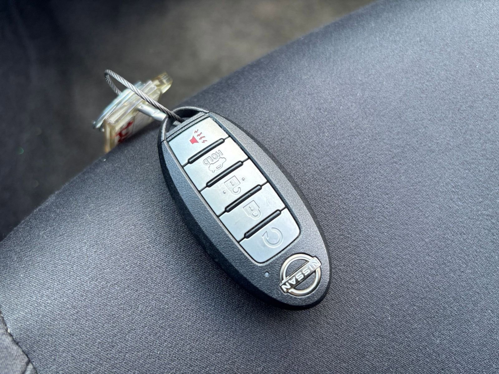 Used 2025 Nissan Altima 2.5 SV FWD image 21