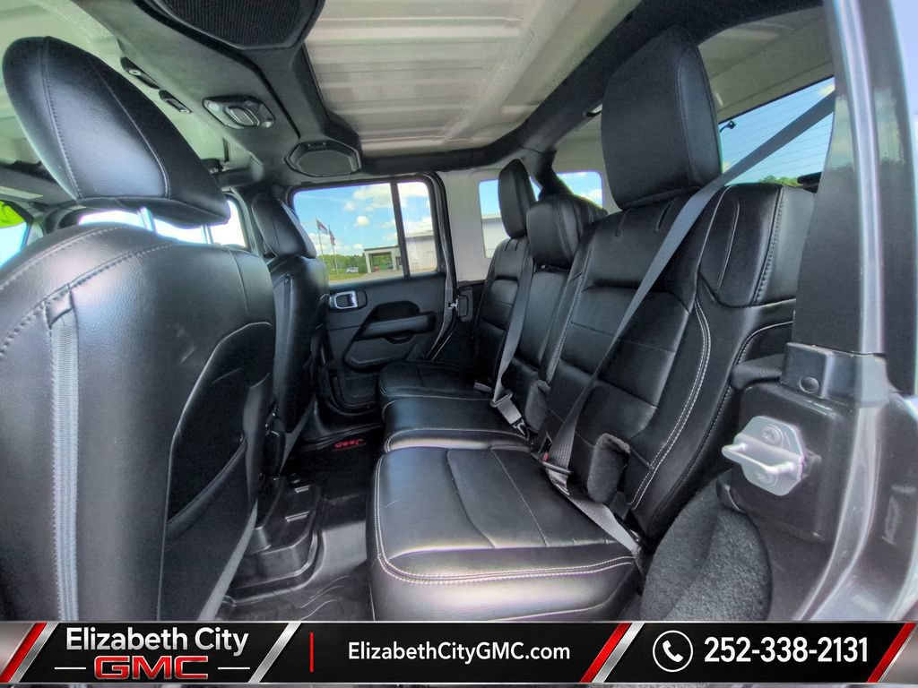 Used 2020 Jeep Wrangler Unlimited Sahara AWD/4WD image 17