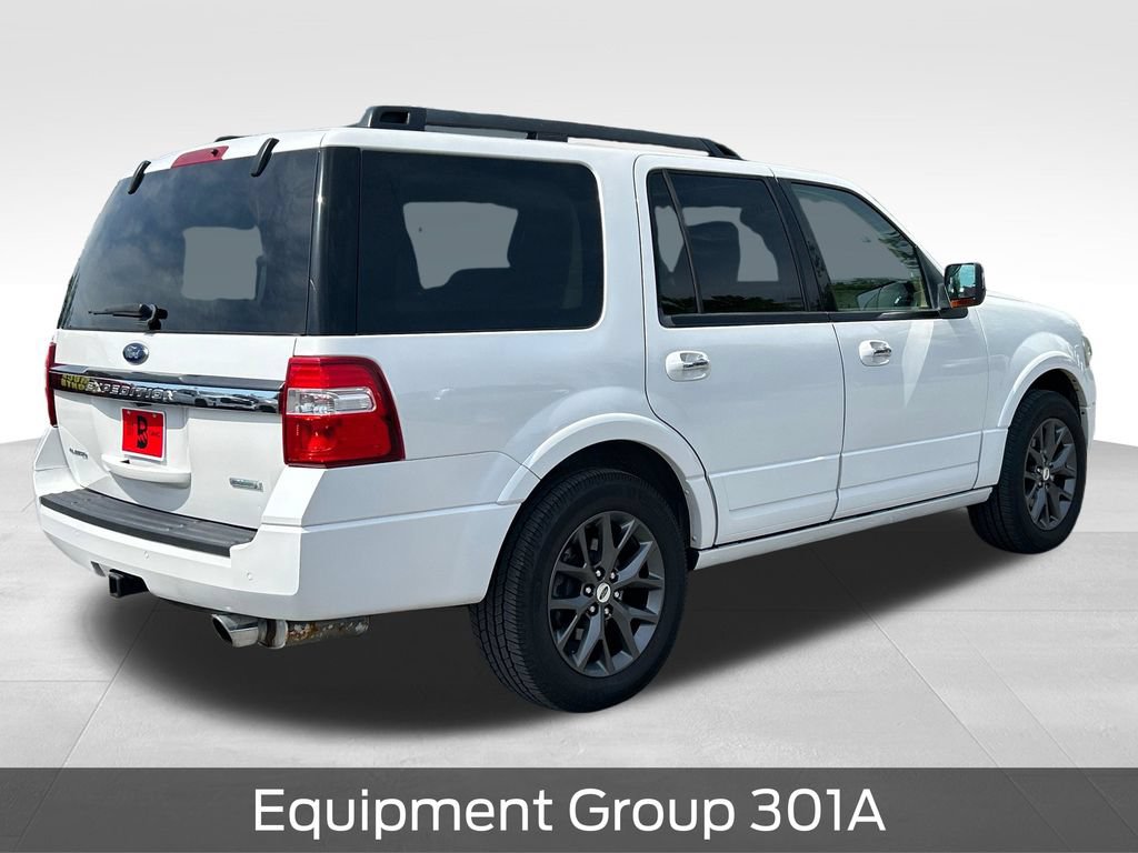 Used 2017 Ford Expedition Limited w/ Equipment Group 301A AWD/4WD image 5