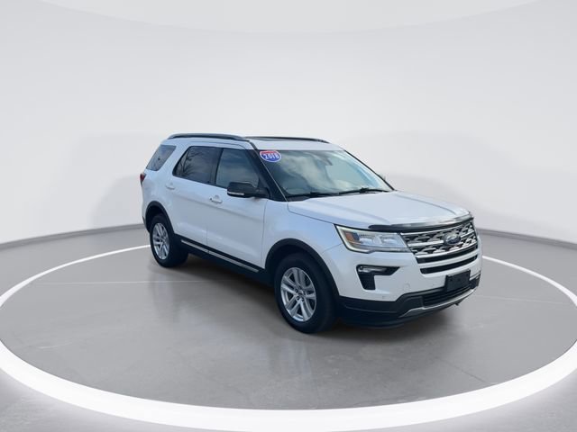 Used 2018 Ford Explorer XLT w/ Equipment Group 202A image 1
