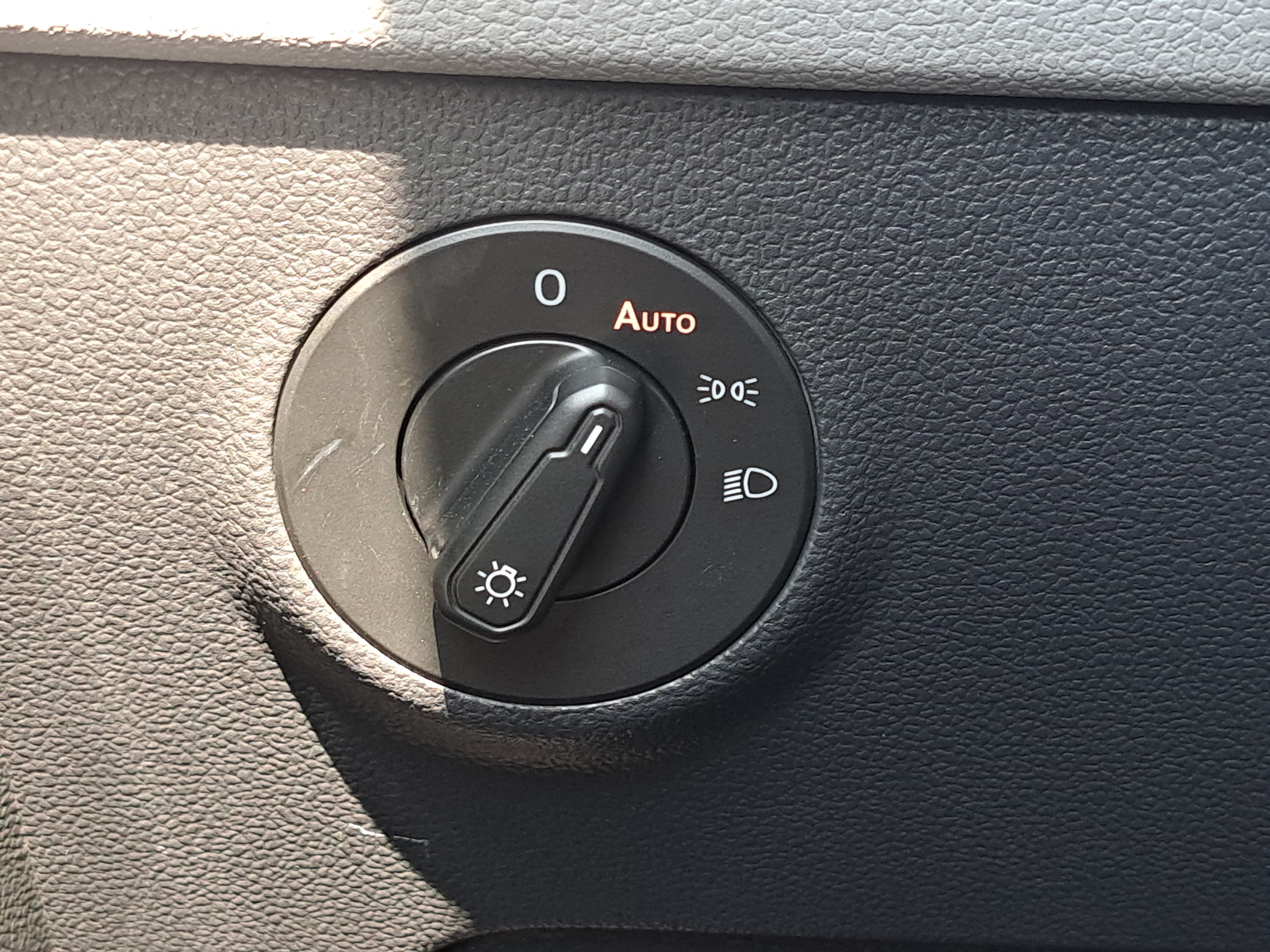 Certified 2024 Volkswagen Taos S FWD image 26