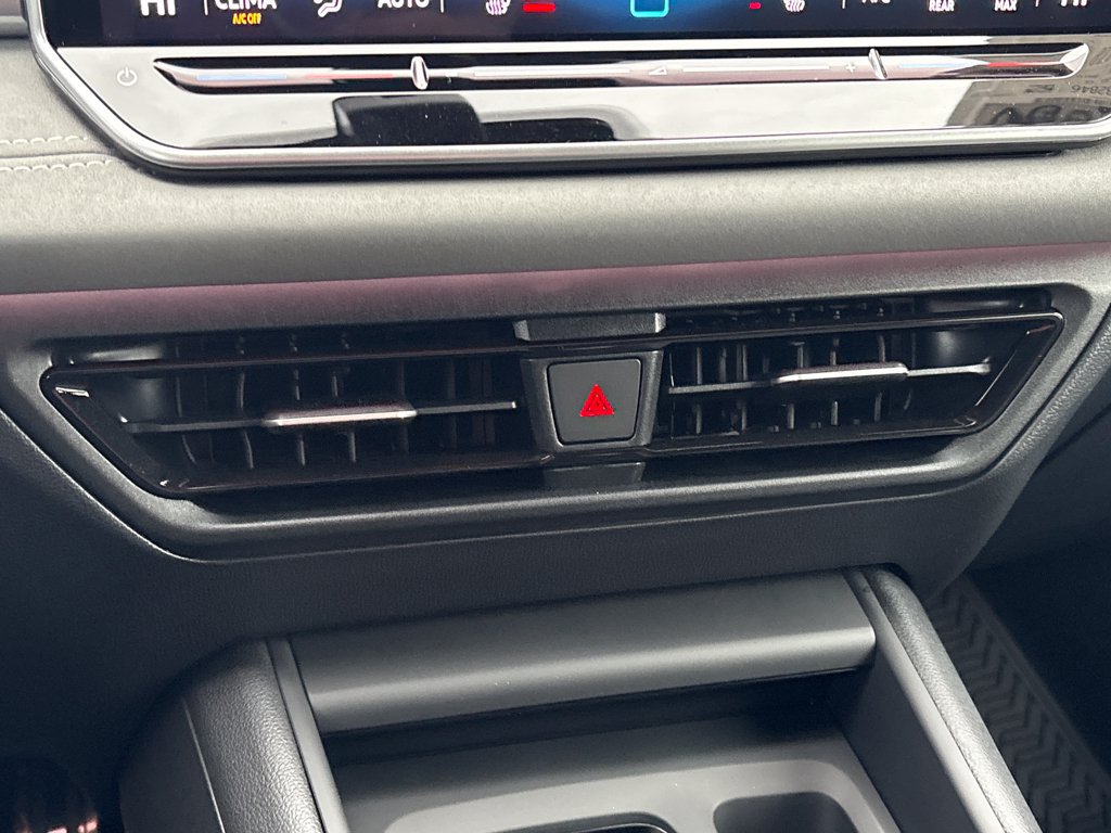 New 2026 Volkswagen Tiguan SE R-Line AWD/4WD image 22