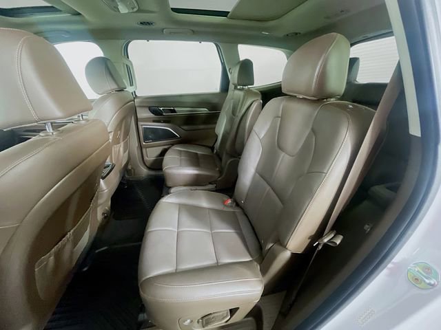 Used 2022 Kia Telluride SX w/ Towing Package FWD image 27