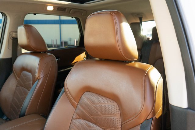 Used 2023 Nissan Pathfinder Platinum w/ Cargo Package image 20