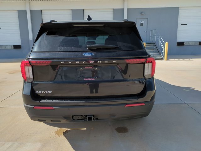 Used 2025 Ford Explorer Active image 6