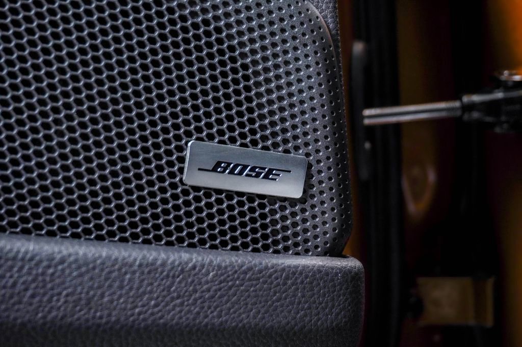 Certified 2025 Porsche Panamera 4 image 27