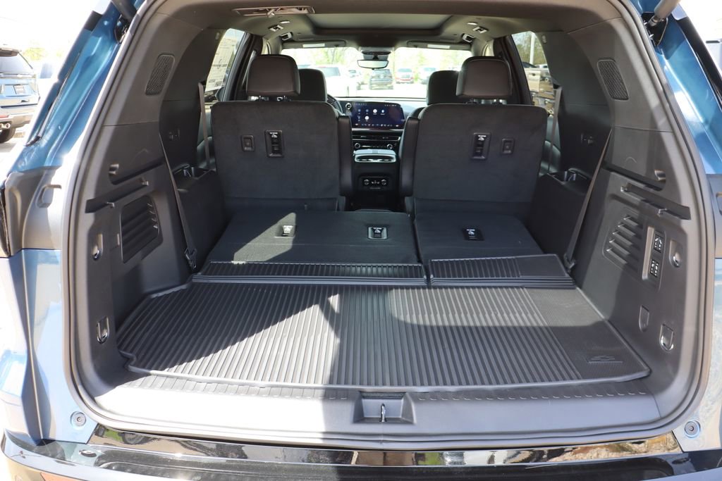New 2026 Chevrolet Traverse RS AWD/4WD image 44