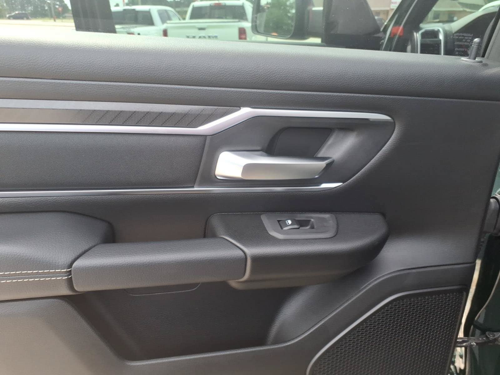New 2026 RAM 1500 Big Horn AWD/4WD image 6