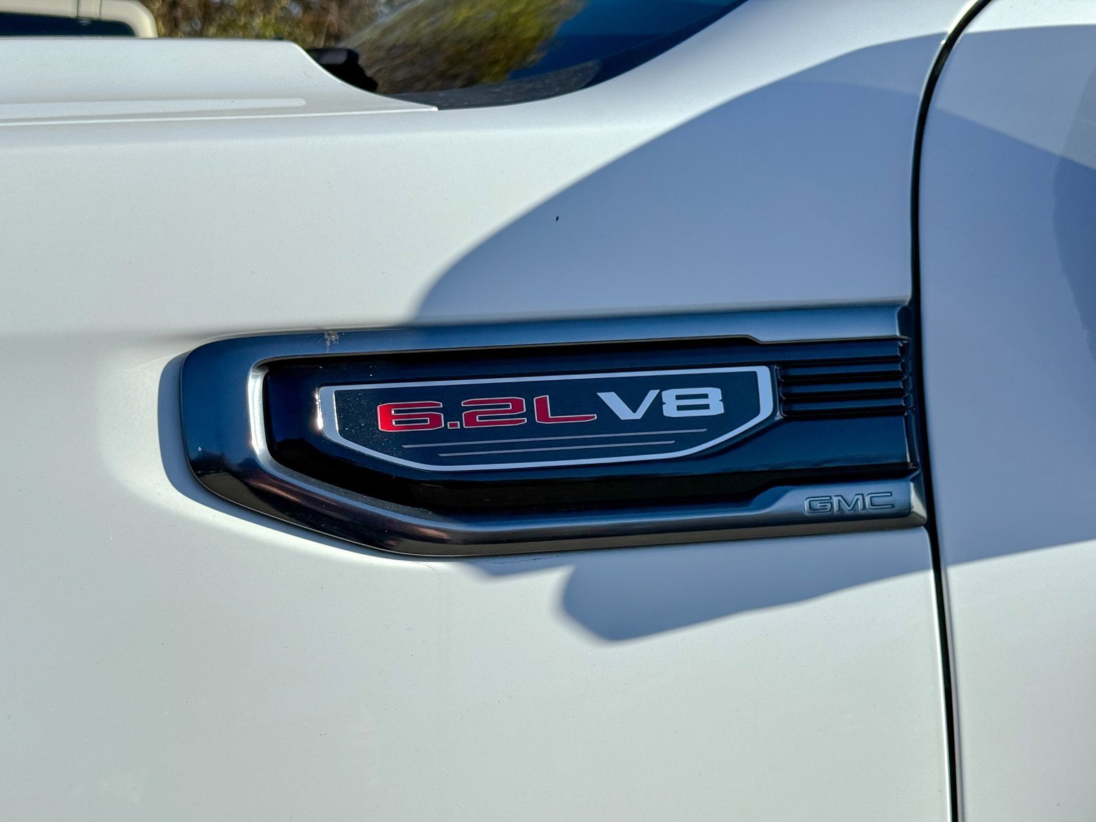 Used 2022 GMC Sierra 1500 AT4 w/ AT4 Premium Package image 12