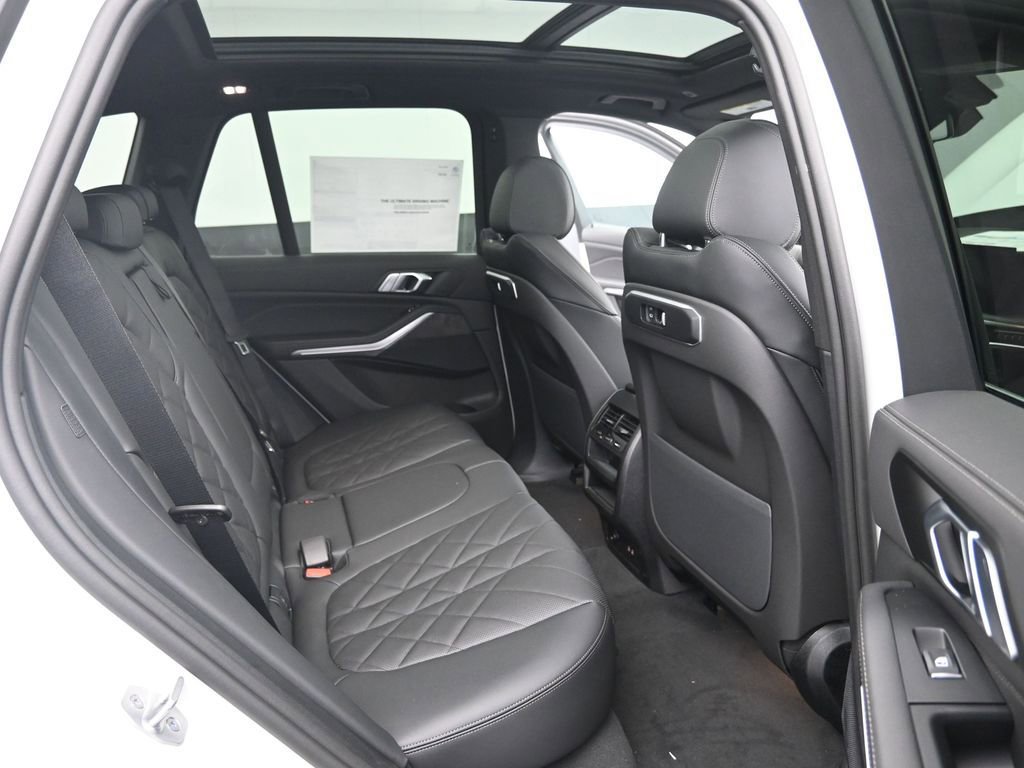 New 2026 BMW X5 xDrive40i w/ Parking Assistance Package AWD/4WD image 27