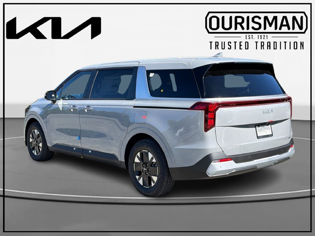 New 2027 Kia Carnival LXS FWD image 3