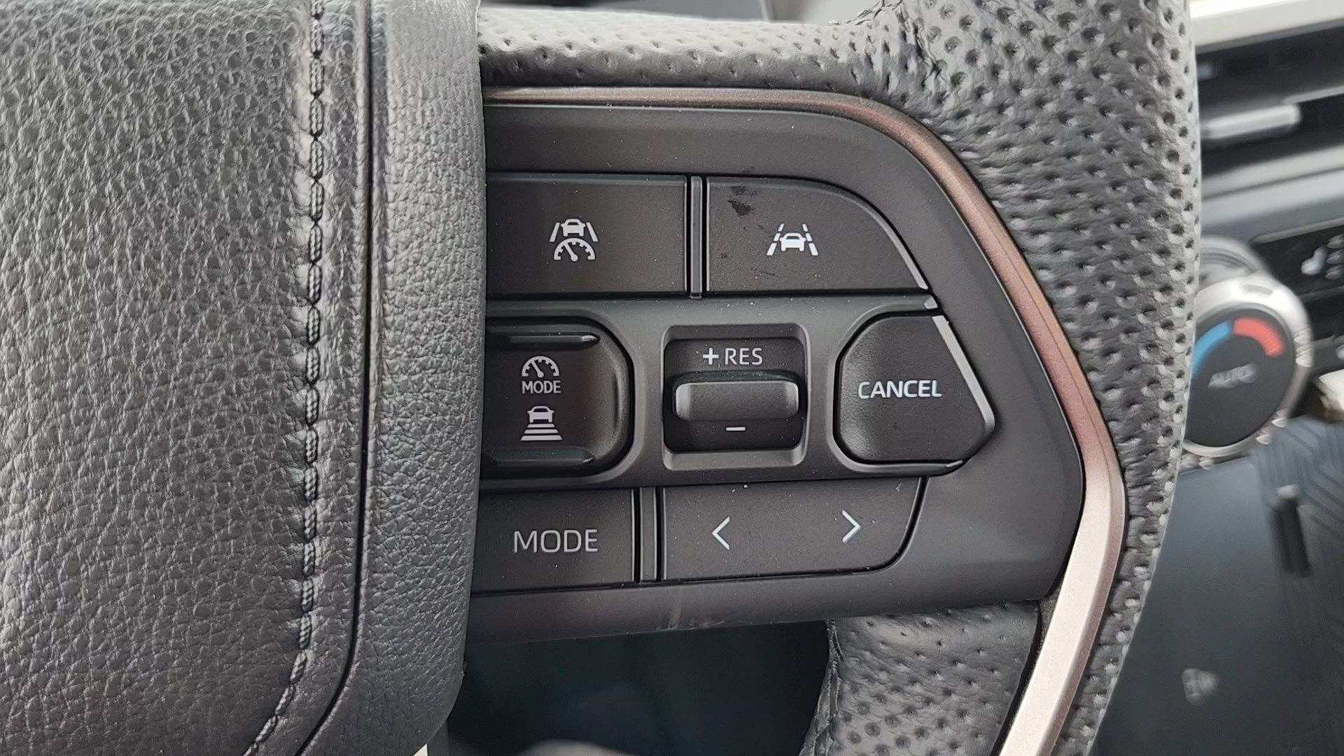 New 2026 Toyota Tacoma SR5 AWD/4WD image 12