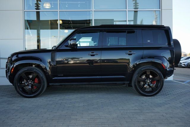 Used 2022 Land Rover Defender 110 X image 5