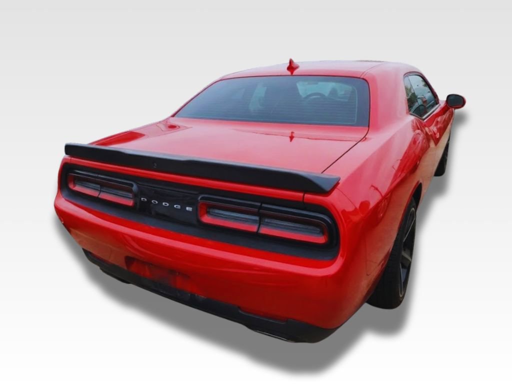 Used 2018 Dodge Challenger SXT w/ Blacktop Package image 3