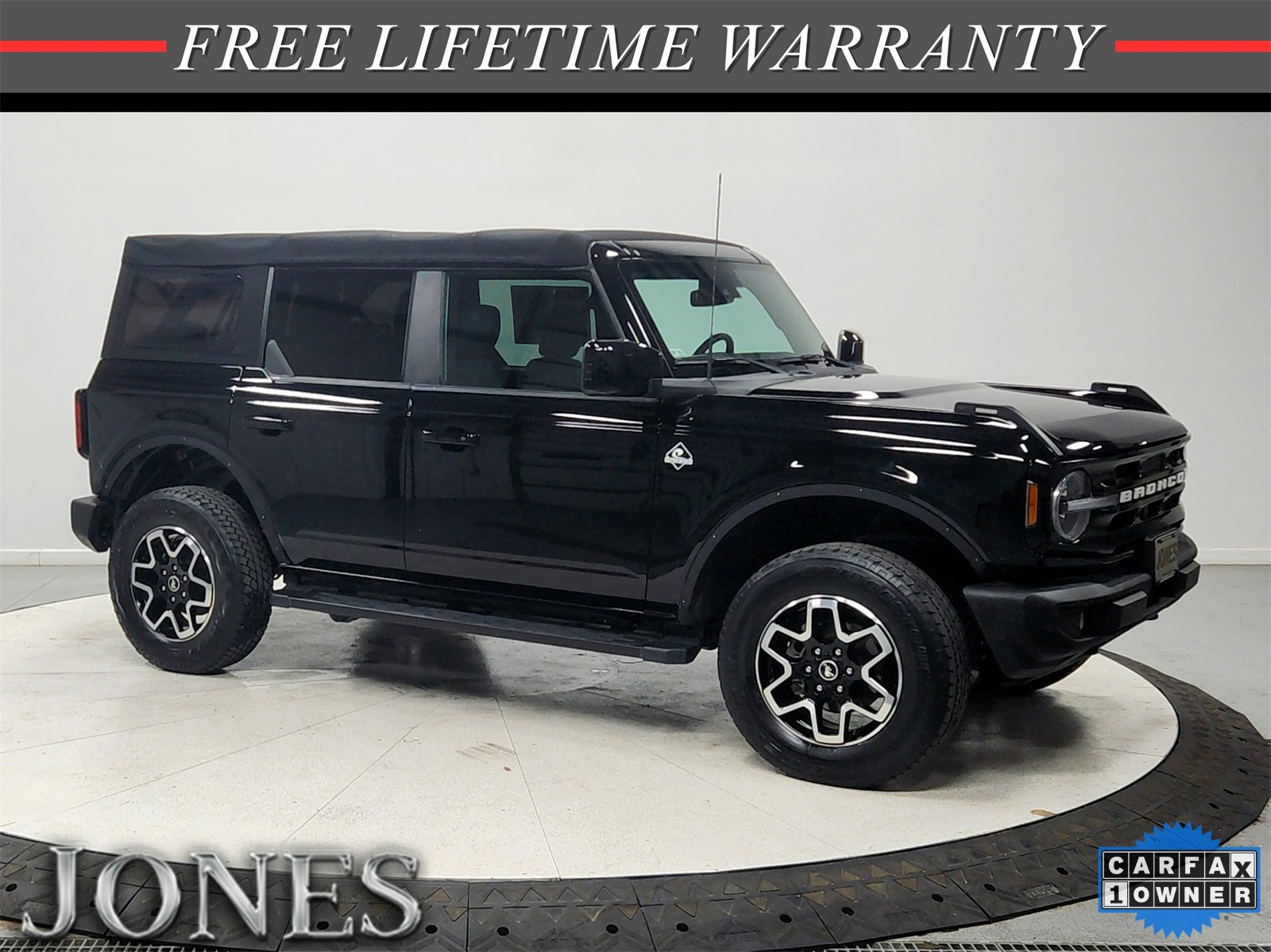 Used 2022 Ford Bronco Outer Banks image 1