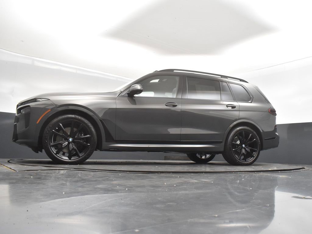 New 2026 BMW X7 xDrive40i w/ Executive Package image 42