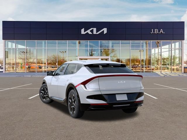 New 2026 Kia EV6 Wind RWD image 4