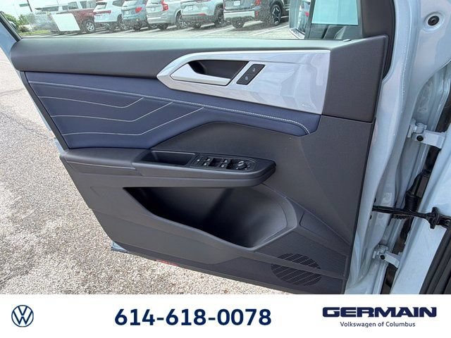 New 2026 Volkswagen Taos SEL AWD/4WD image 23