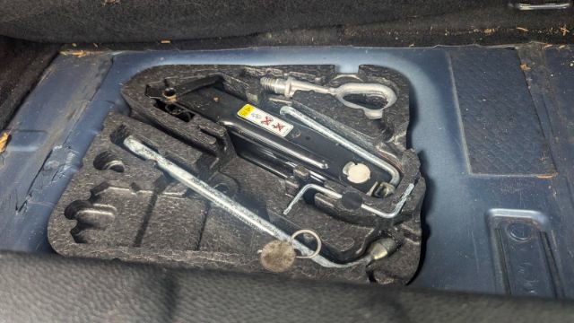 Used 2011 MINI Cooper Convertible image 14