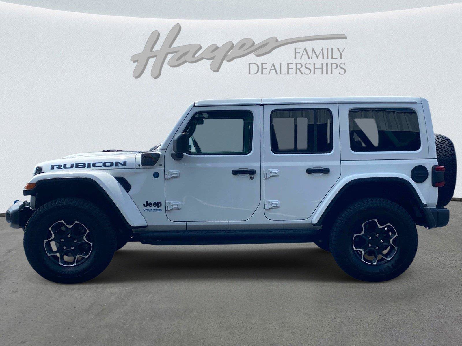 Used 2022 Jeep Wrangler Unlimited Rubicon 4xe w/ Cold Weather Group AWD/4WD image 8