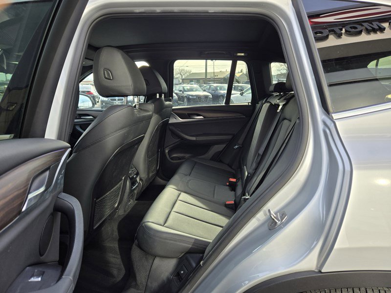 Used 2021 BMW X3 xDrive30e w/ Convenience Package image 9