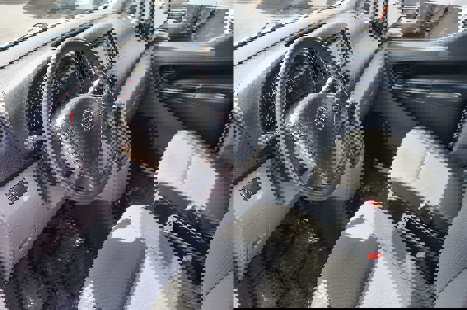 Used 2018 Nissan NV200 S w/ Cruise Control Package image 9