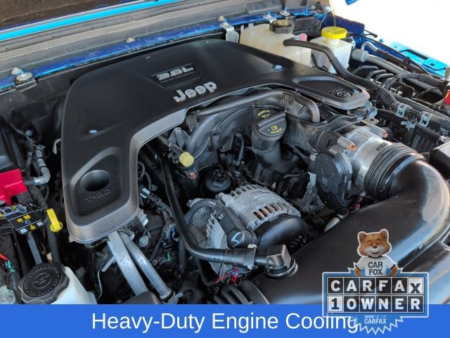 Used 2021 Jeep Gladiator Overland w/ Dual Top Group image 28