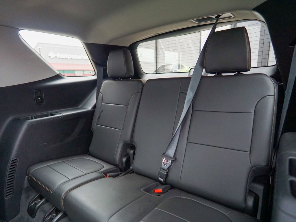 Used 2021 Chevrolet Traverse RS AWD/4WD image 36