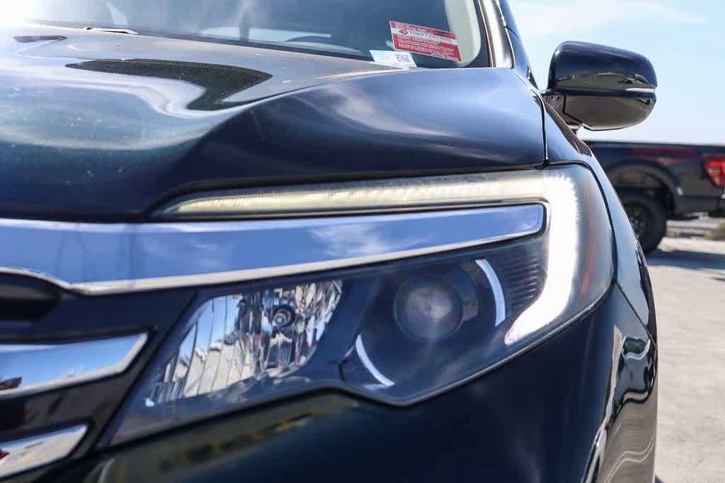 Used 2017 Honda Pilot Touring image 7