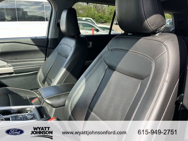Certified 2023 Ford Explorer Limited w/ Limited Technology Package AWD/4WD image 32