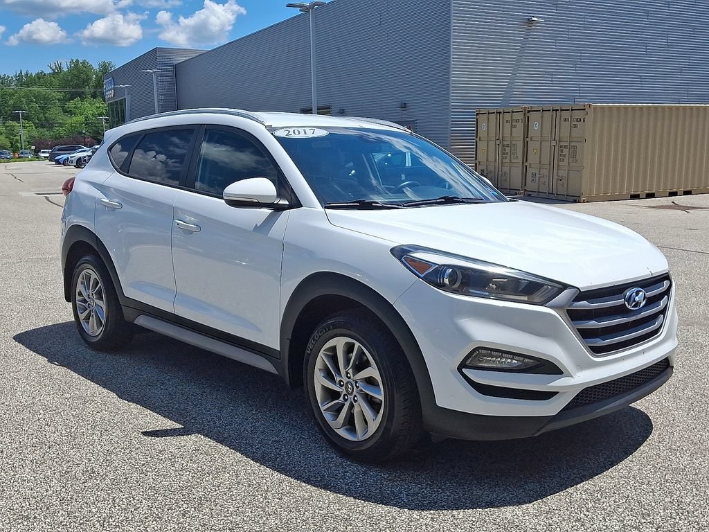 Used 2017 Hyundai Tucson SE Plus FWD image 3