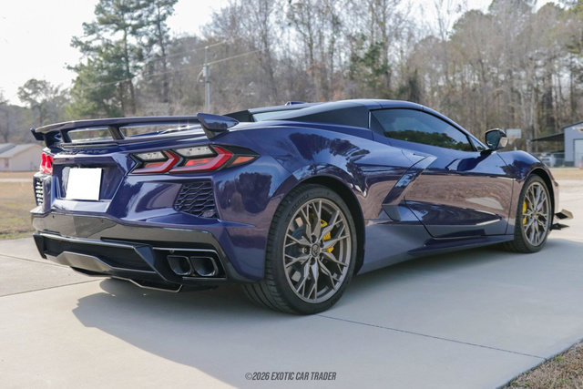 Used 2025 Chevrolet Corvette Stingray Convertible 3LT Z51 w/ Z51 Performance Package image 20