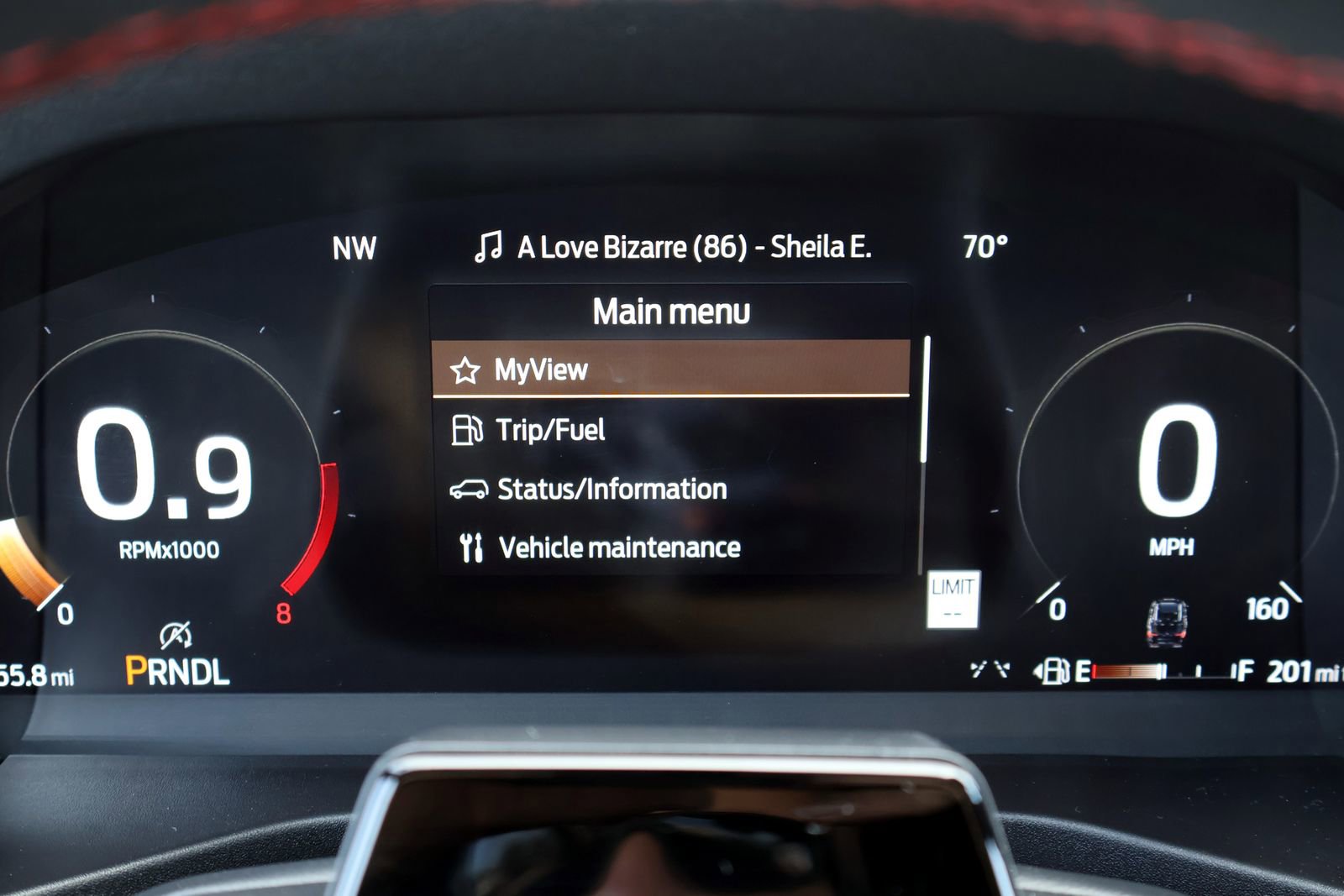 Used 2025 Ford Explorer ST-Line AWD/4WD image 34