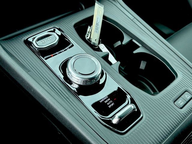 New 2026 Jeep Cherokee Limited image 25