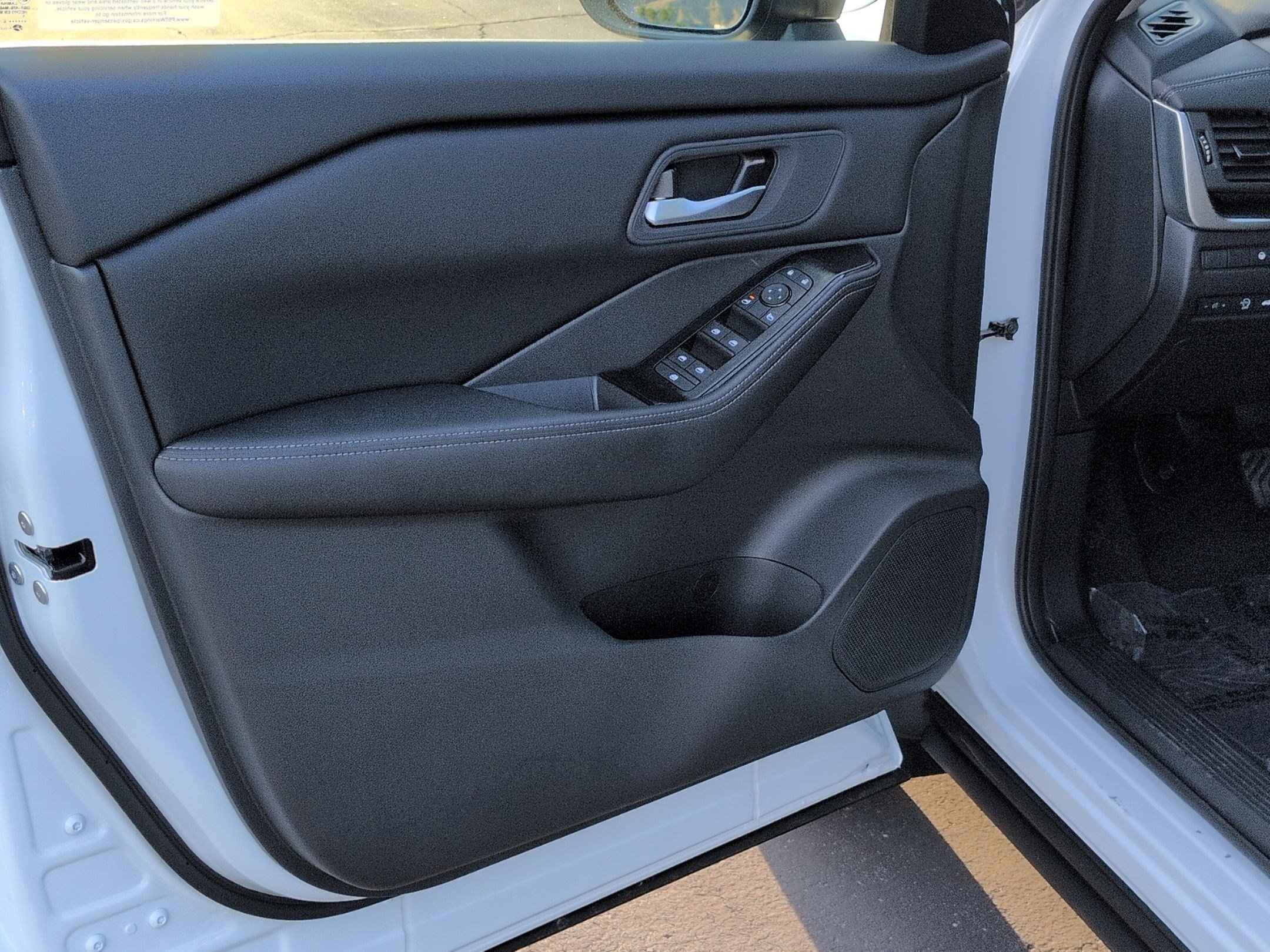New 2026 Nissan Rogue SV image 13