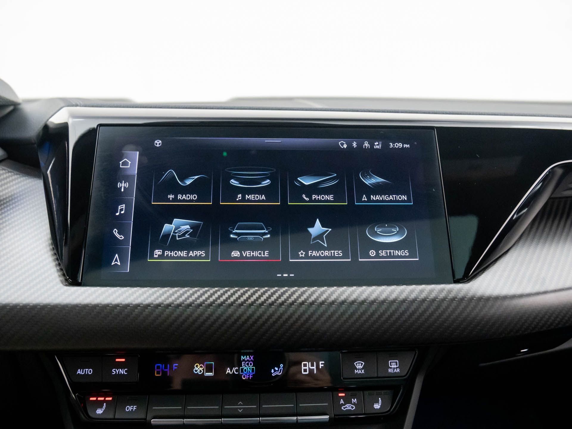 Used 2022 Audi e-tron GT Prestige w/ Prestige Package image 28