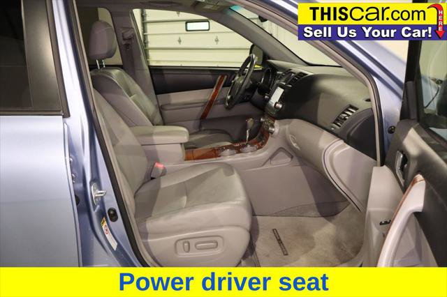 Used 2010 Toyota Highlander Limited image 19