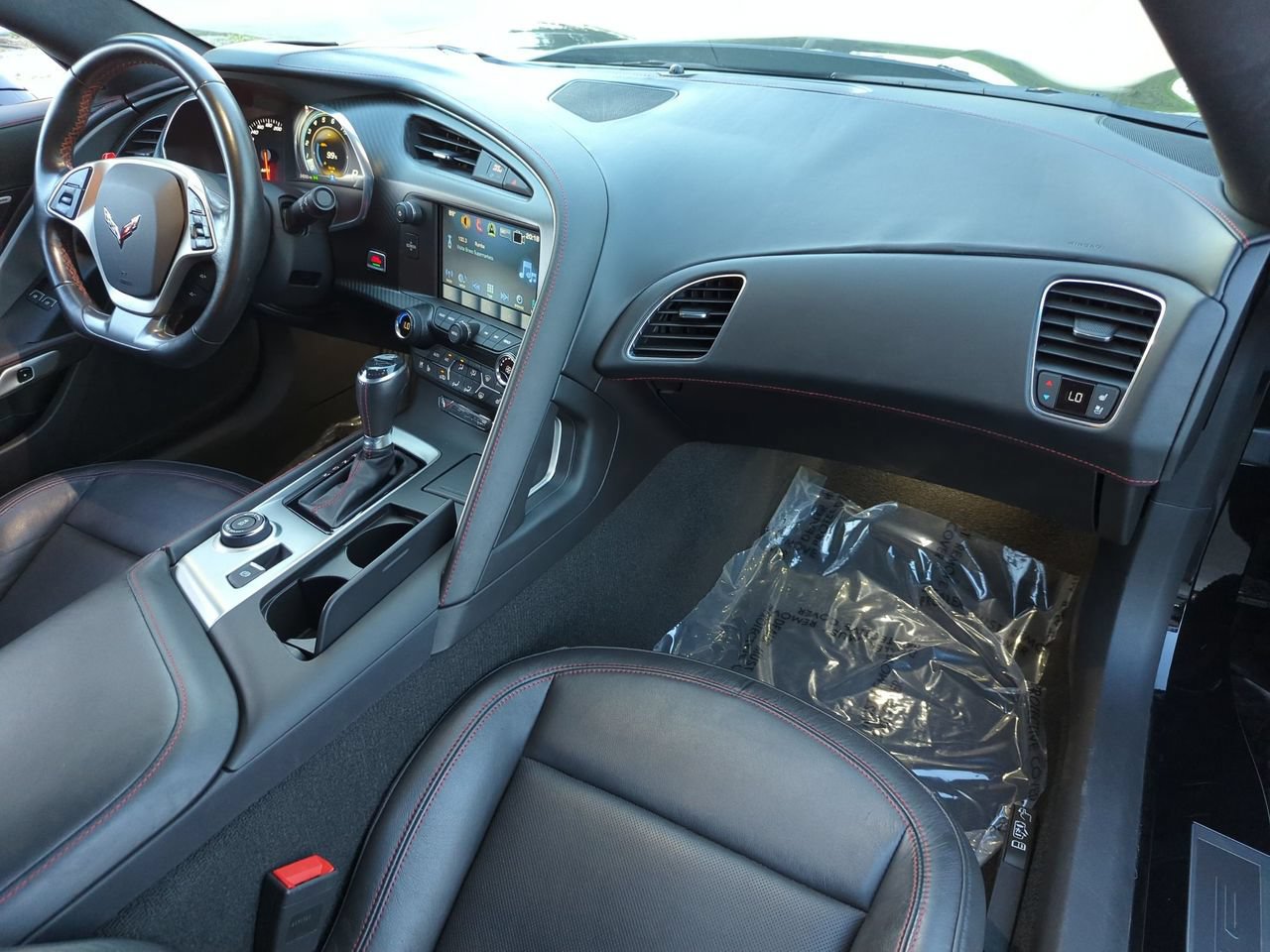Certified 2019 Chevrolet Corvette Stingray Coupe RWD image 26
