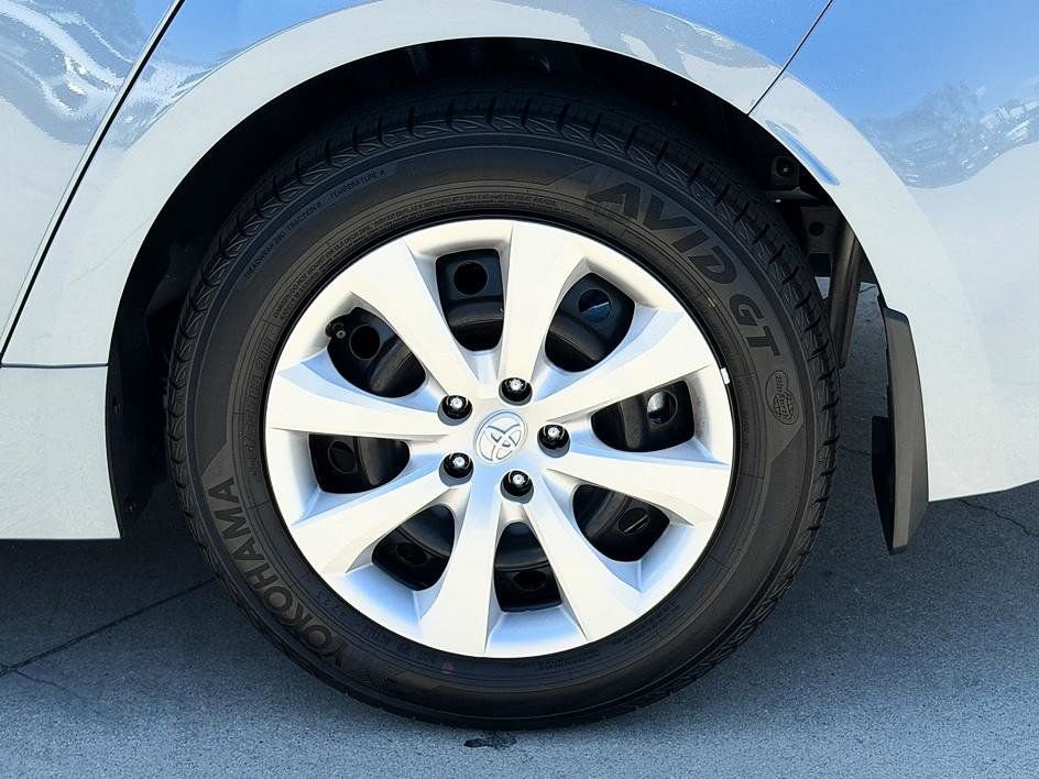 Used 2026 Toyota Corolla LE FWD image 18