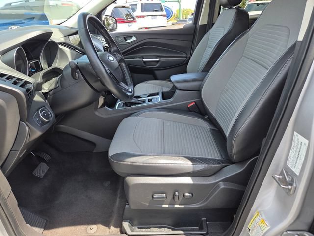 Used 2019 Ford Escape SE FWD image 9
