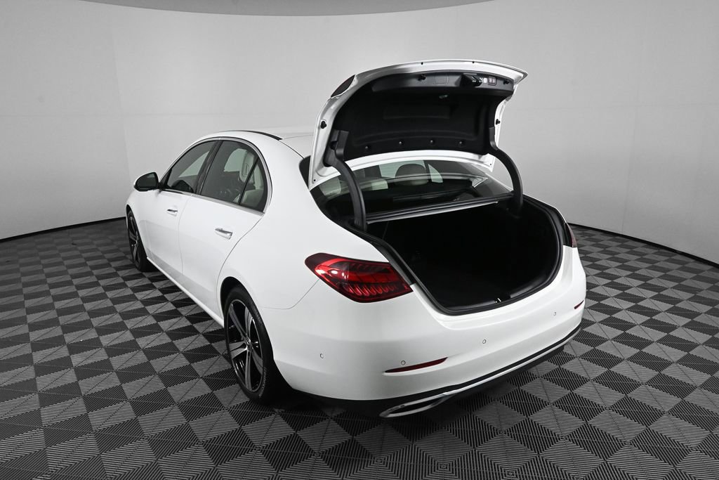Used 2025 Mercedes-Benz C 300 Sedan image 30