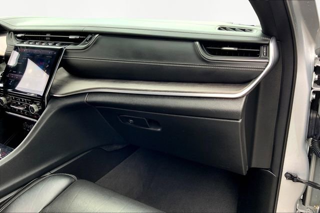 Used 2022 Jeep Grand Cherokee L Overland w/ Luxury Tech Group IV image 24