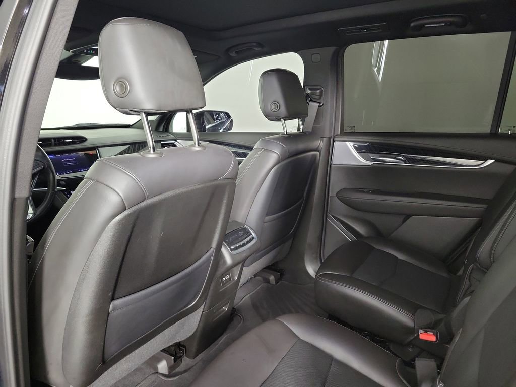 Certified 2023 Cadillac XT6 Premium Luxury image 13