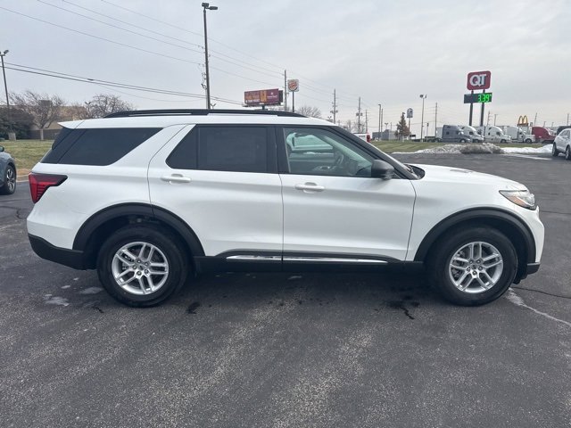 Used 2025 Ford Explorer Active image 6