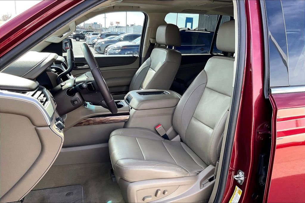 Used 2017 GMC Yukon XL SLT w/ Premium Edition image 37