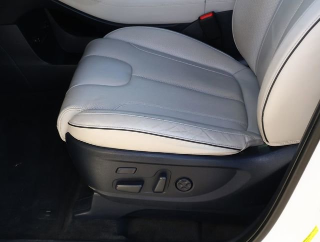 Used 2022 Hyundai Palisade Calligraphy image 15
