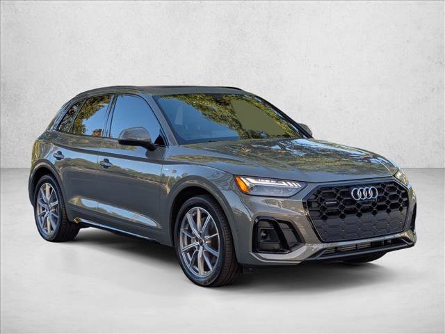 Used 2023 Audi Q5 e Prestige AWD/4WD image 3