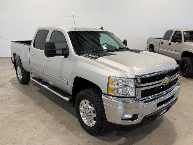 Used 2011 Chevrolet Silverado 2500 LTZ w/ LTZ Plus Package AWD/4WD image 24